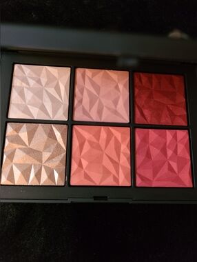NARS HOT TRYST Cheek Palette